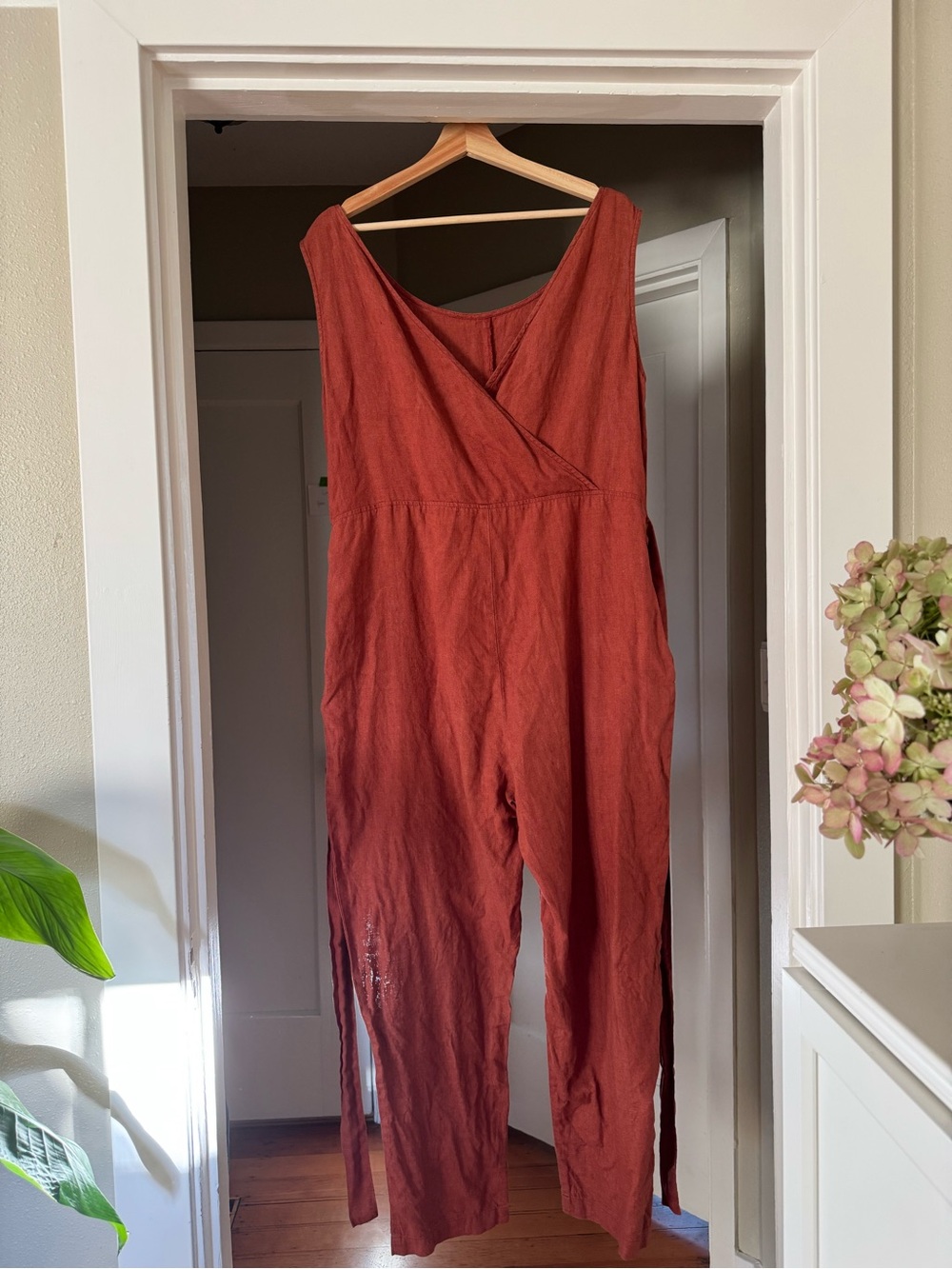 Linenfox Evelyn Jumpsuit - Picture 6 of 7